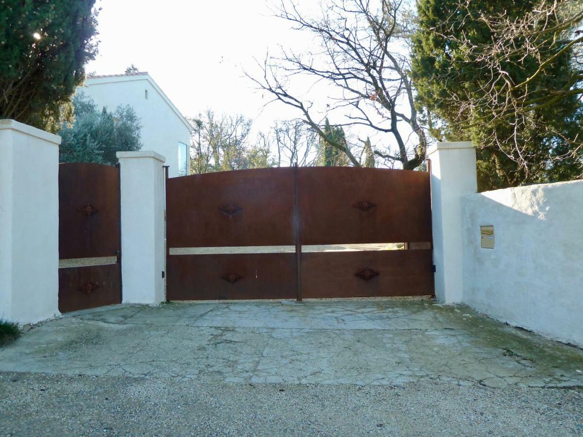 Maison Les Costes Vernegues Ngoại thất bức ảnh